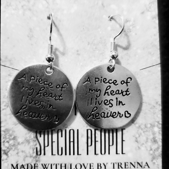 A PIECE OF MY HEART LIVES IN HEAVEN - Picture 3 of 7